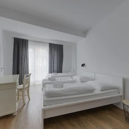 Shone Old Town 2 Bedroom * Bratislava