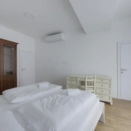 Shone Old Town 2 Bedroom