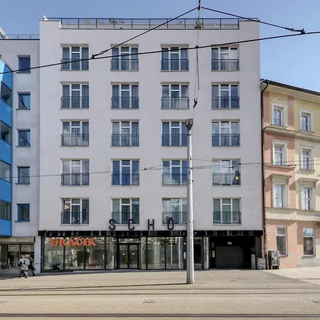 Apartment Shone Old Town 2 Bedroom Pressburg