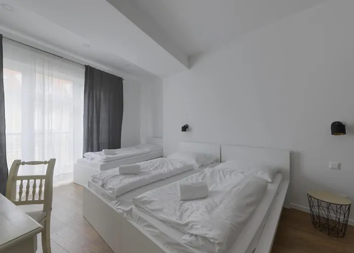 Апартаменты Shone Old Town 2 Bedroom *