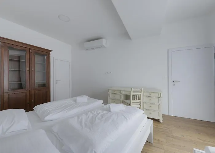 Shone Old Town 2 Bedroom