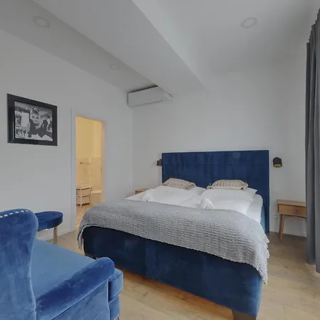 Shone Old Town 2 Bedroom Bratislava