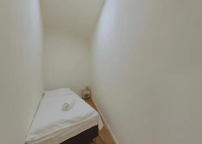 Shone Old Town 2 Bedroom براتسيلافا