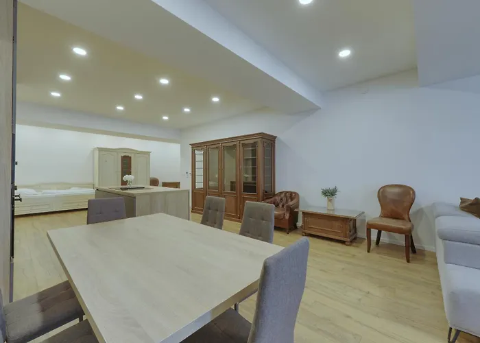 شقة Shone Old Town 2 Bedroom براتسيلافا